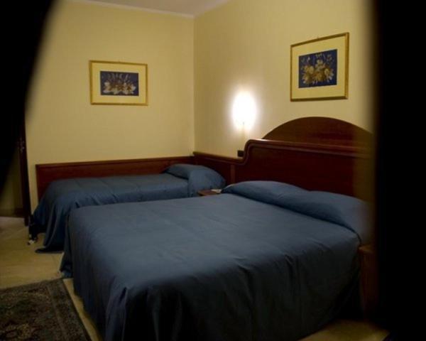 Hotel Duca Di Calabria Serra San Bruno Dış mekan fotoğraf