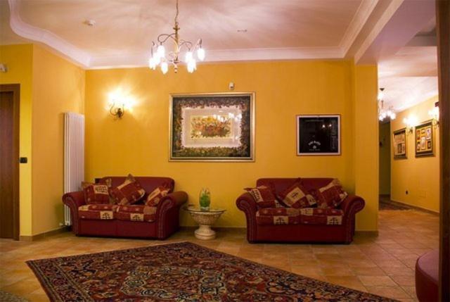 Hotel Duca Di Calabria Serra San Bruno Dış mekan fotoğraf