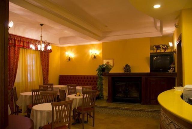 Hotel Duca Di Calabria Serra San Bruno Dış mekan fotoğraf