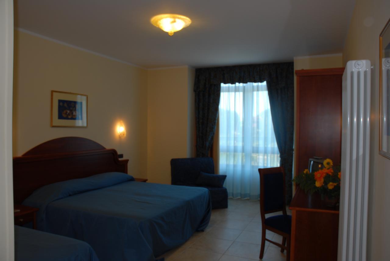 Hotel Duca Di Calabria Serra San Bruno Dış mekan fotoğraf